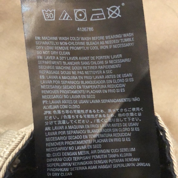 Volcom shorts - Picture 7 of 7